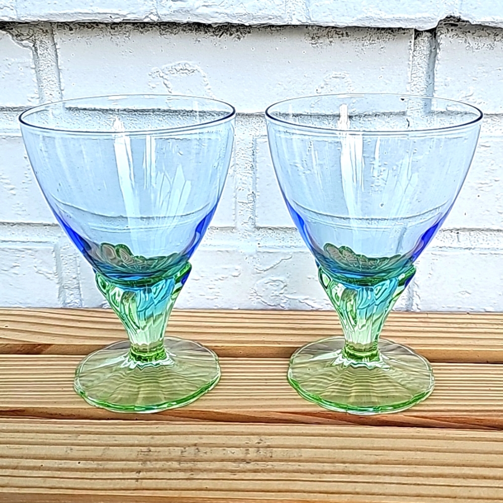 Set Of 2 Bormioli Rocco “BAHIA” Blue & Green Stemmed 5.5” Glasses Wine Goblets